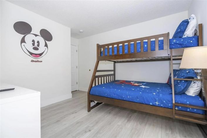 Image No.21-4 Bed Property for sale