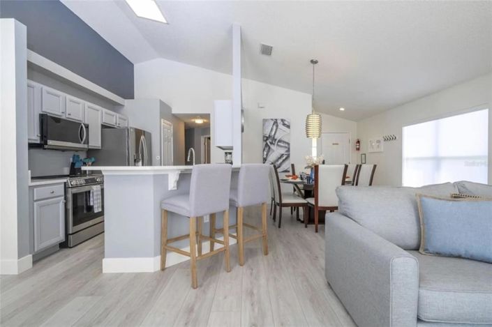 Image No.9-4 Bed Property for sale