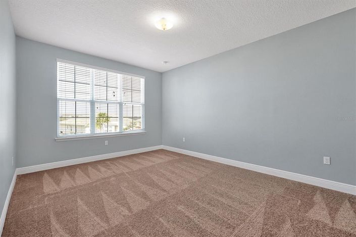 Image No.44-7 Bed Property for sale