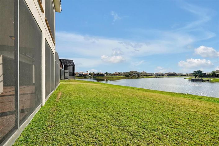 Image No.51-7 Bed Property for sale