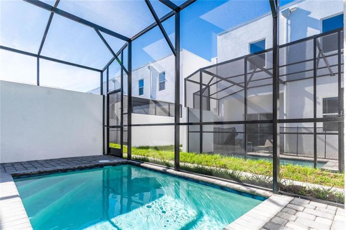 Image No.31-5 Bed Townhouse for sale