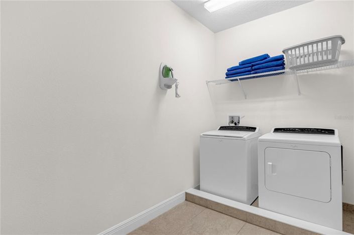 Image No.29-10 Bed Property for sale