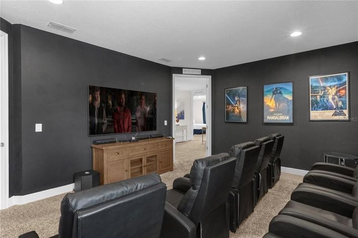 Image No.31-10 Bed Property for sale