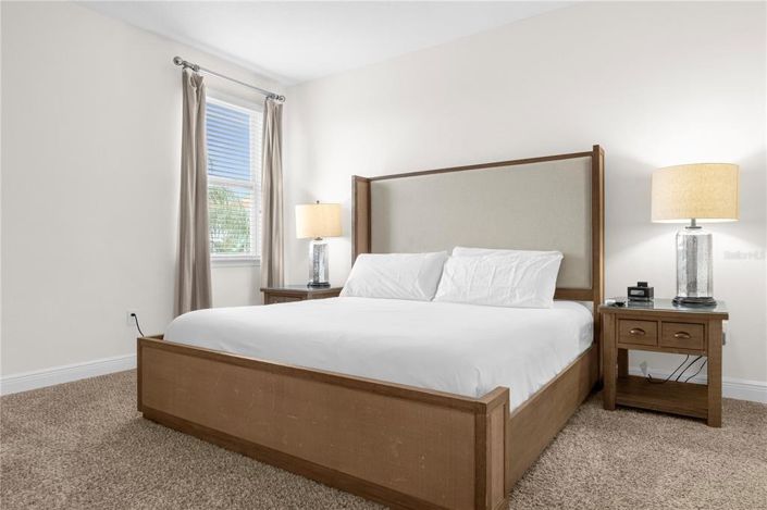 Image No.38-10 Bed Property for sale