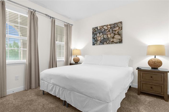 Image No.45-10 Bed Property for sale