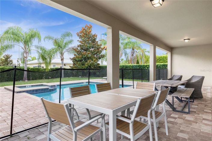 Image No.58-10 Bed Property for sale