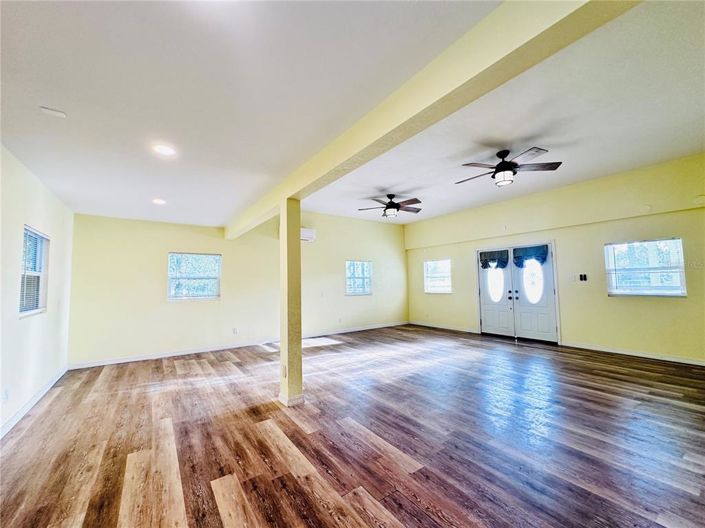 Image No.8-Propriété de 6 chambres à vendre à Kissimmee