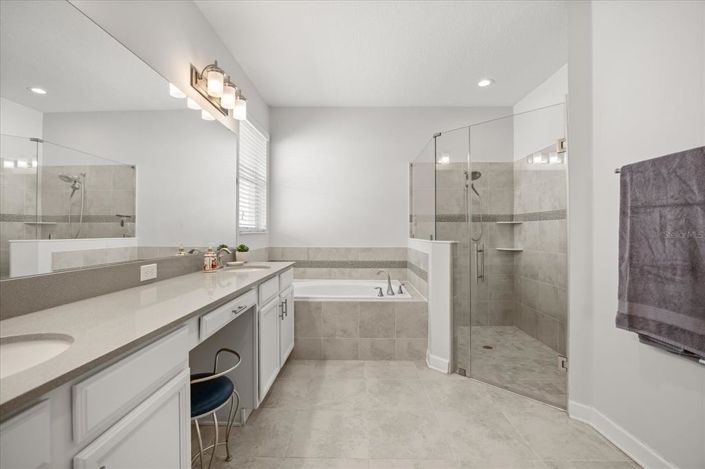 Image No.25-4 Bed Property for sale