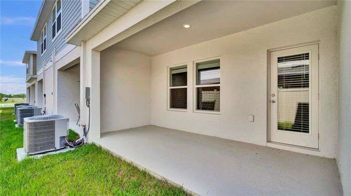 Image No.15-3 Bed Townhouse for sale