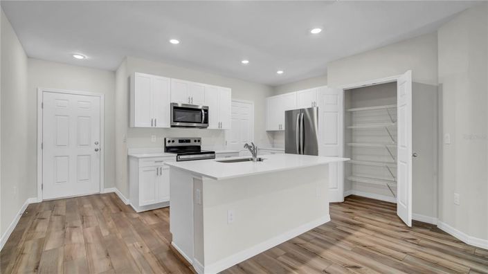 Image No.9-3 Bed Townhouse for sale