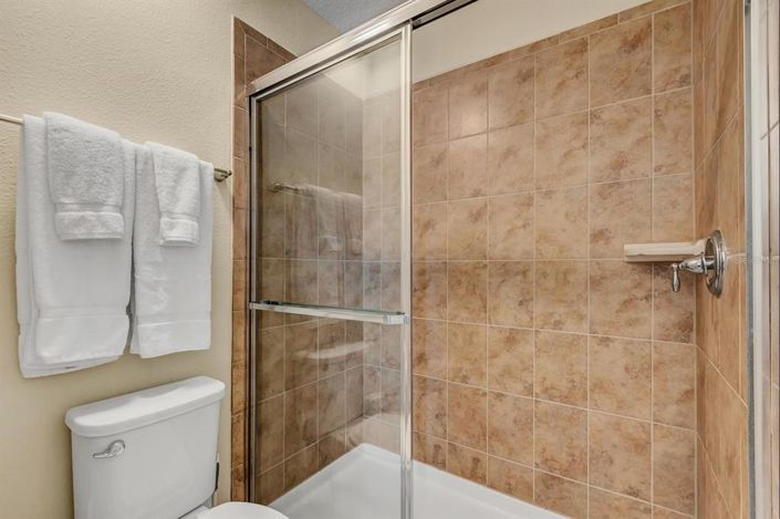 Image No.42-8 Bed Property for sale