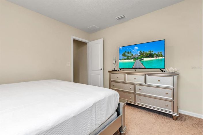 Image No.46-8 Bed Property for sale