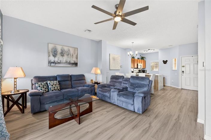 Image No.15-3 Bed Townhouse for sale