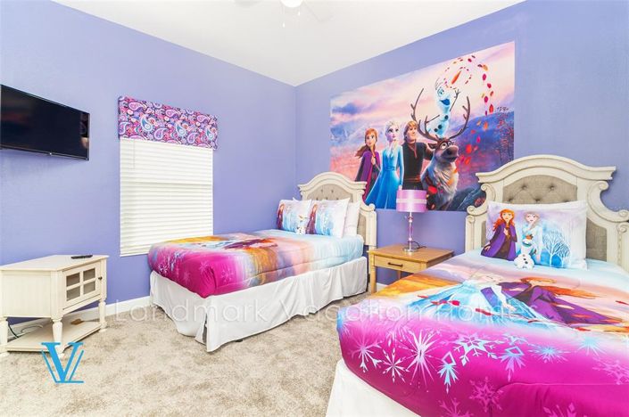 Image No.16-5 Bed Townhouse for sale