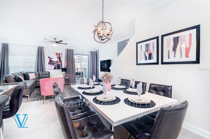 Image No.7-5 Bed Townhouse for sale