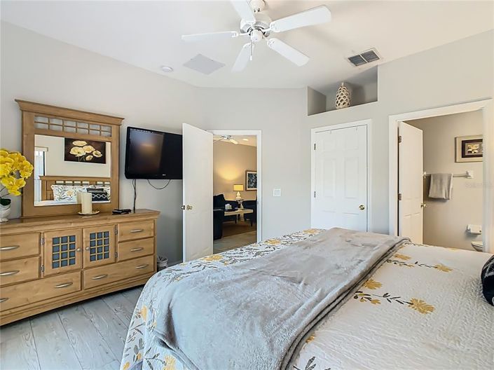 Image No.20-Propriété de 4 chambres à vendre à Clermont