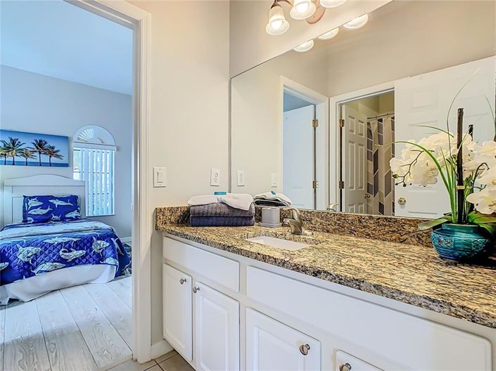 Image No.31-Propriété de 4 chambres à vendre à Clermont