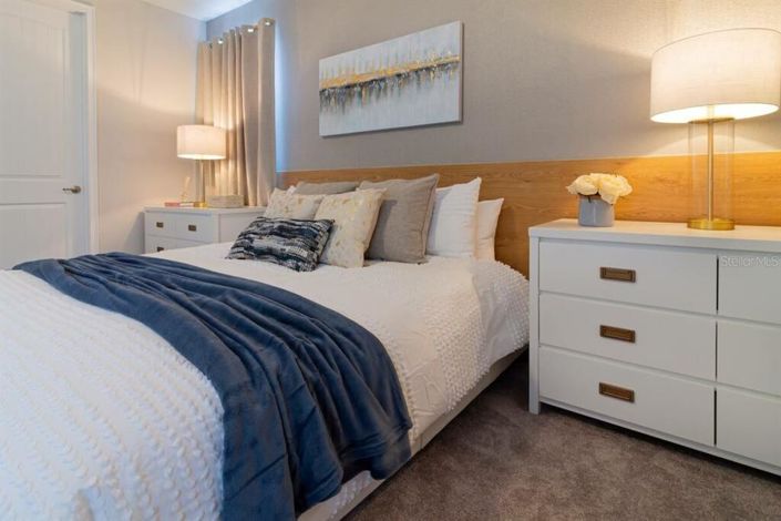 Image No.25-6 Bed Property for sale