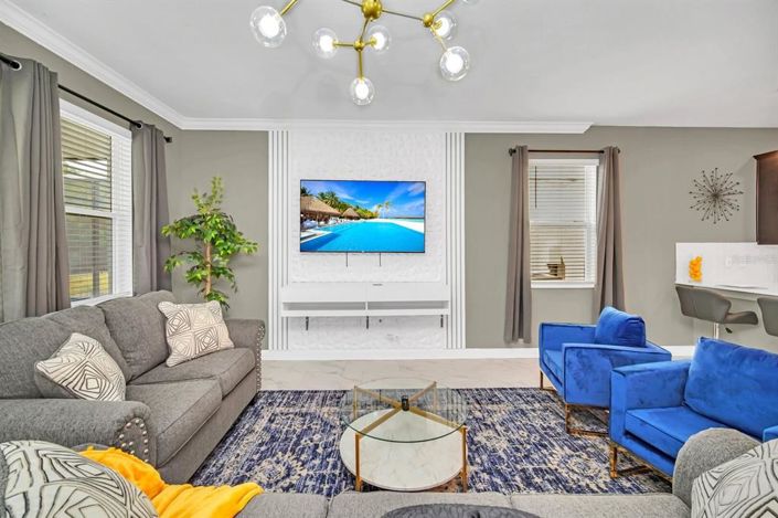 Image No.40-9 Bed Property for sale