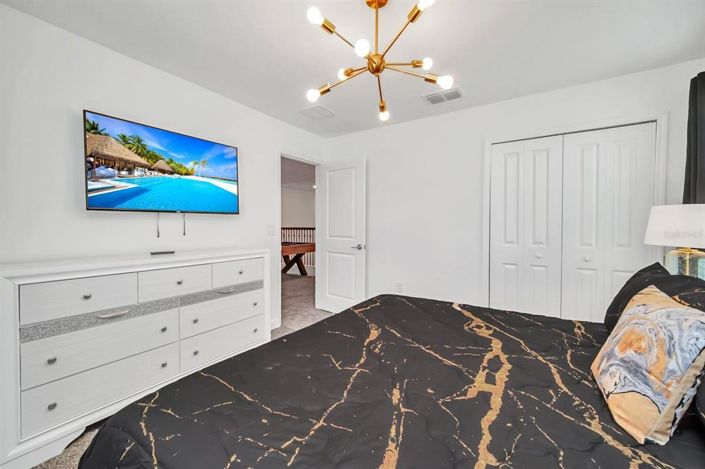 Image No.53-9 Bed Property for sale