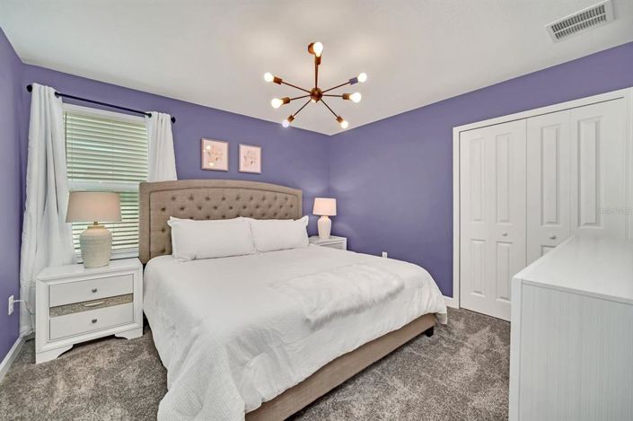 Image No.7-9 Bed Property for sale