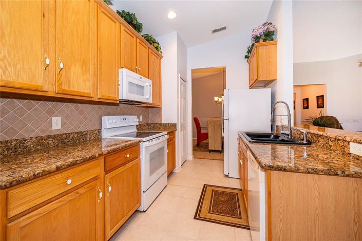 Image No.18-3 Bed Property for sale