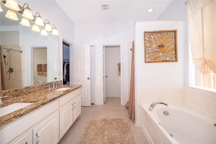 Image No.21-3 Bed Property for sale