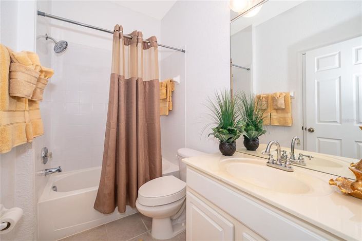 Image No.9-3 Bed Property for sale