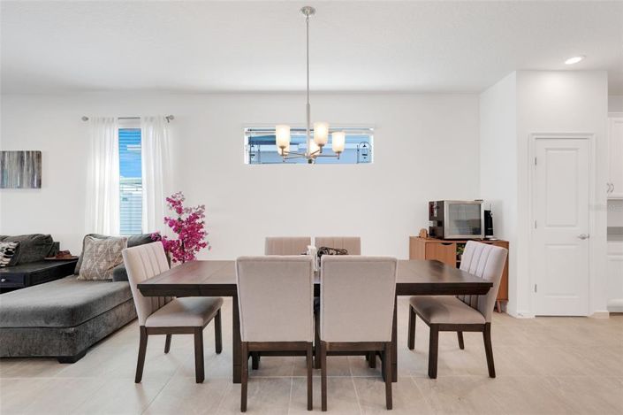 Image No.14-Propriété de 4 chambres à vendre à Davenport