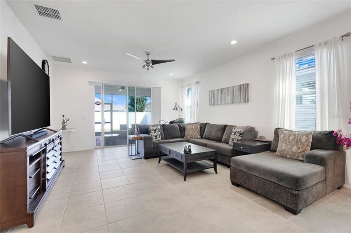 Image No.18-Propriété de 4 chambres à vendre à Davenport