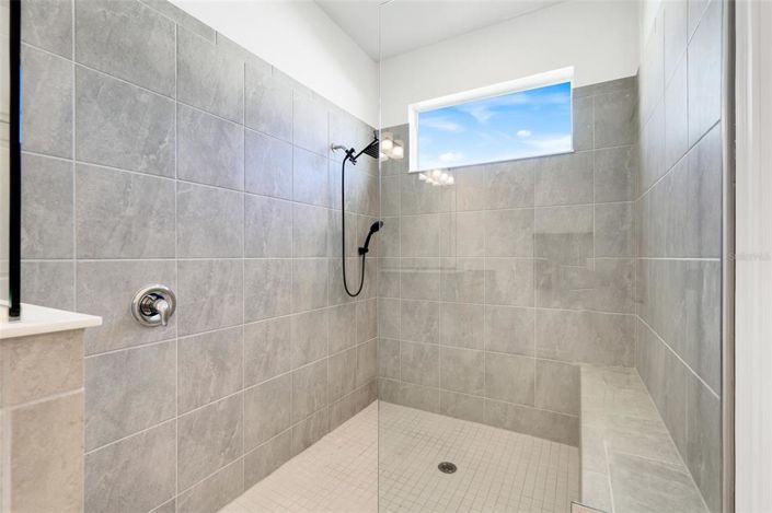 Image No.22-Propriété de 4 chambres à vendre à Davenport