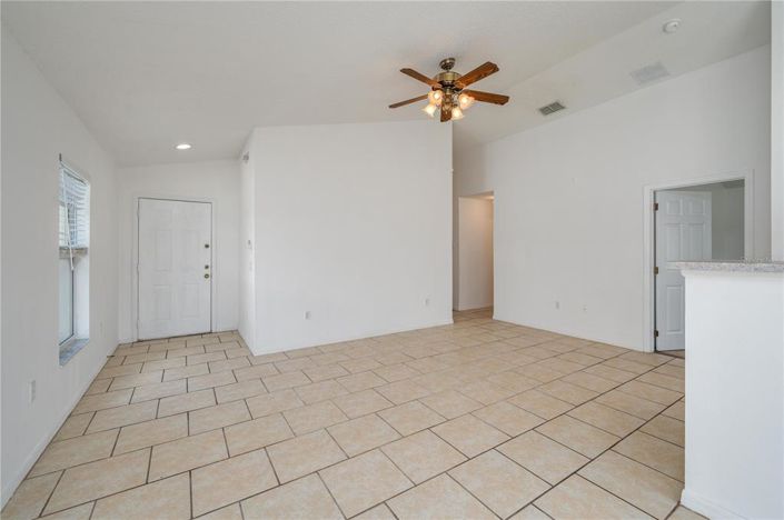 Image No.5-Propriété de 3 chambres à vendre à Haines City