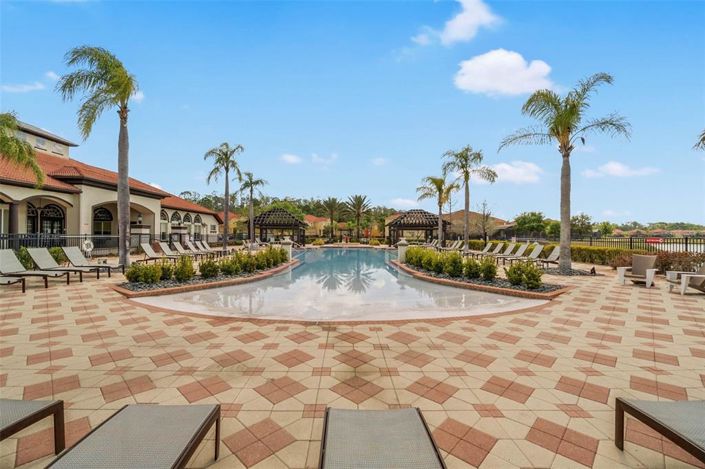 Image No.48-4 Bed Property for sale