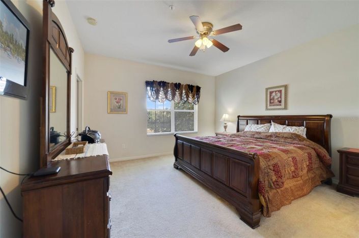 Image No.21-3 Bed Townhouse for sale