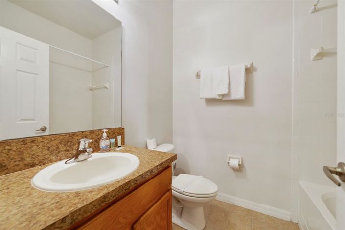 Image No.30-3 Bed Townhouse for sale