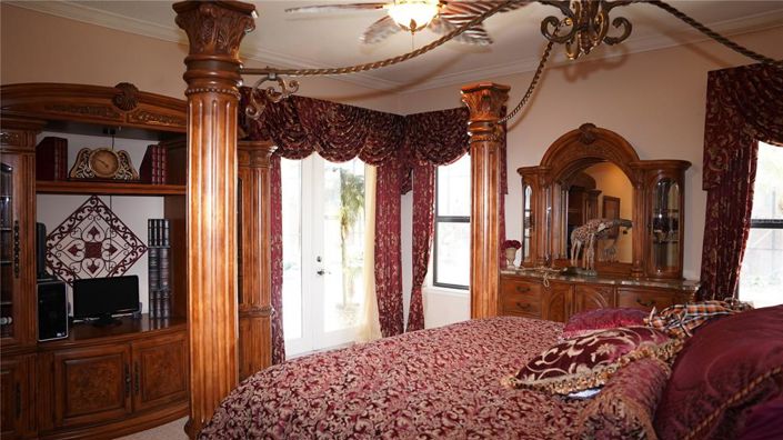 Image No.21-4 Bed Property for sale