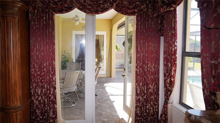 Image No.24-4 Bed Property for sale