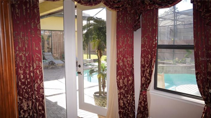 Image No.26-4 Bed Property for sale