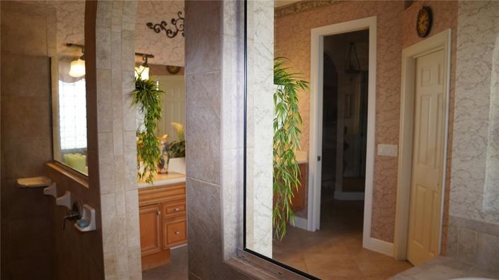 Image No.33-4 Bed Property for sale