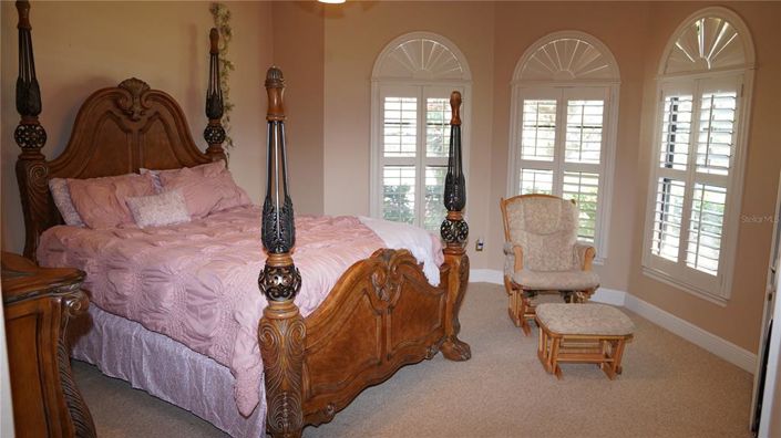 Image No.35-4 Bed Property for sale