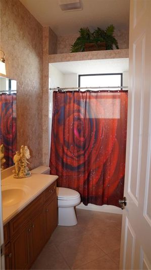 Image No.38-4 Bed Property for sale