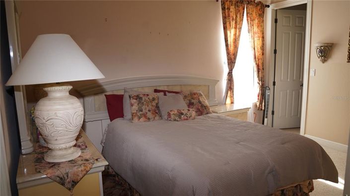 Image No.45-4 Bed Property for sale