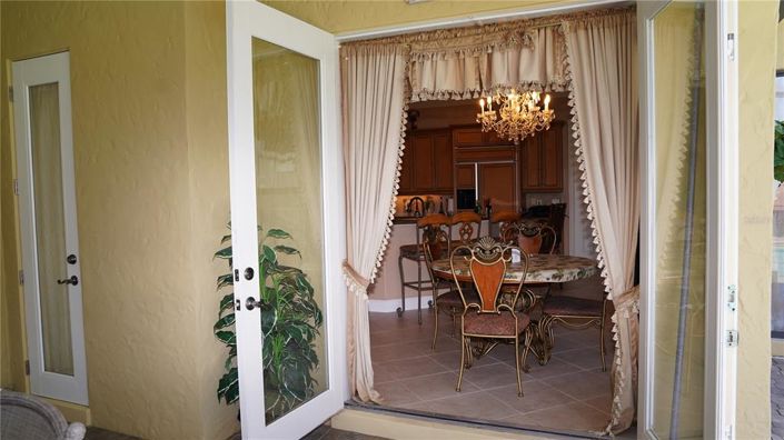 Image No.57-4 Bed Property for sale