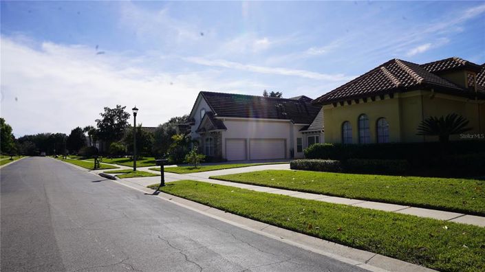 Image No.72-4 Bed Property for sale