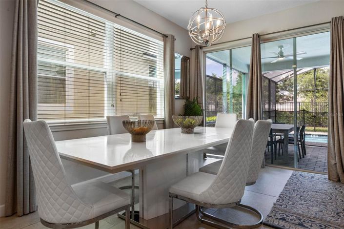 Image No.16-7 Bed Property for sale