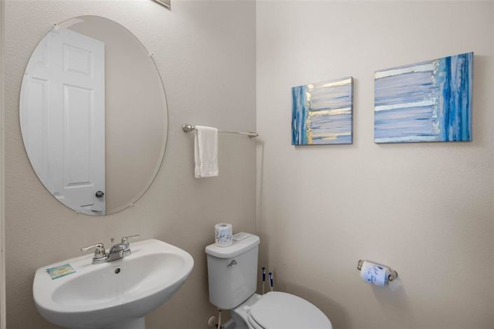 Image No.20-7 Bed Property for sale