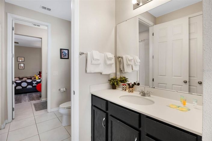 Image No.29-7 Bed Property for sale