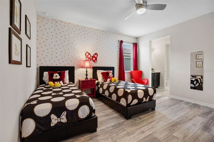 Image No.34-7 Bed Property for sale