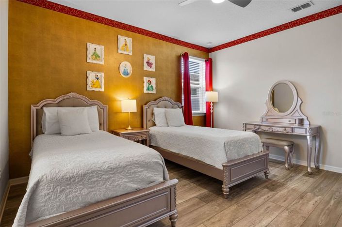 Image No.38-7 Bed Property for sale