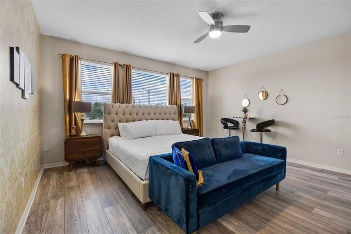 Image No.42-7 Bed Property for sale